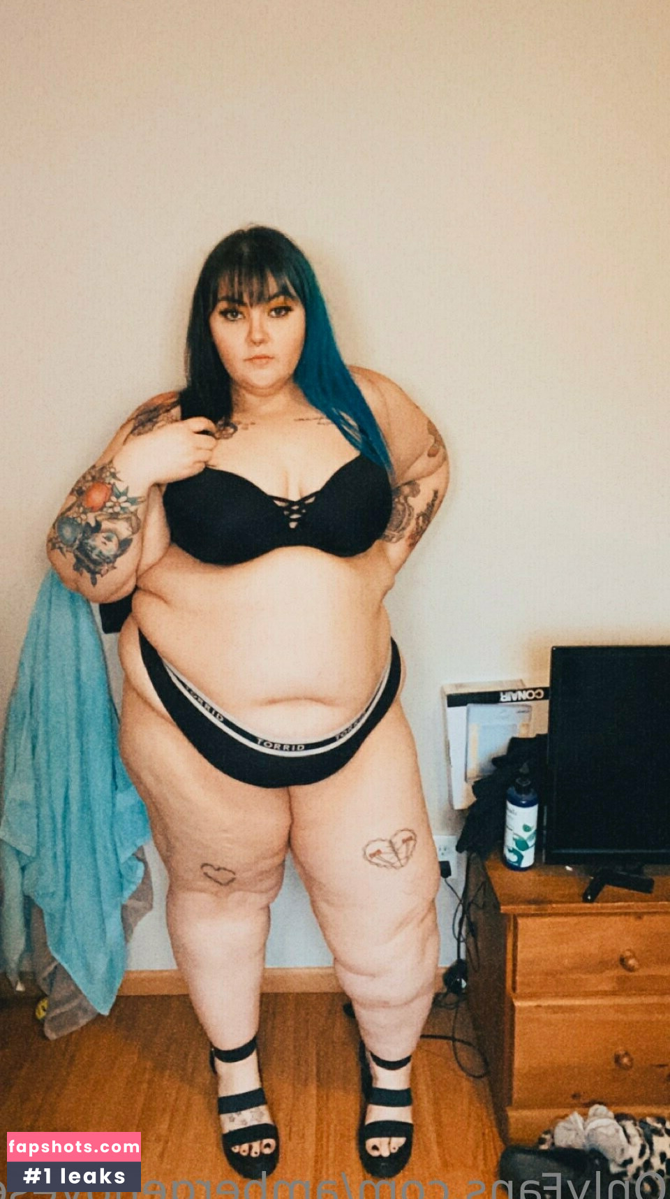 ambergenovese gallery photo #11