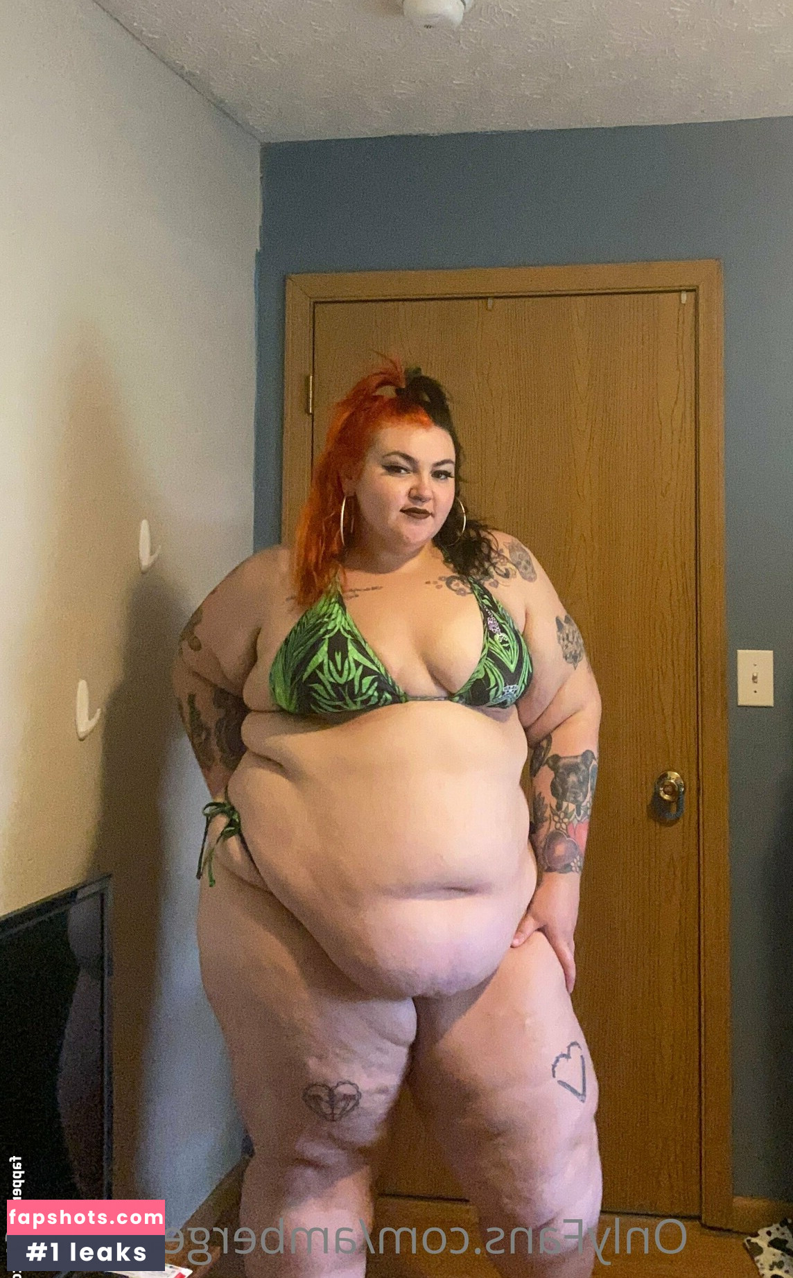 ambergenovese gallery photo #20