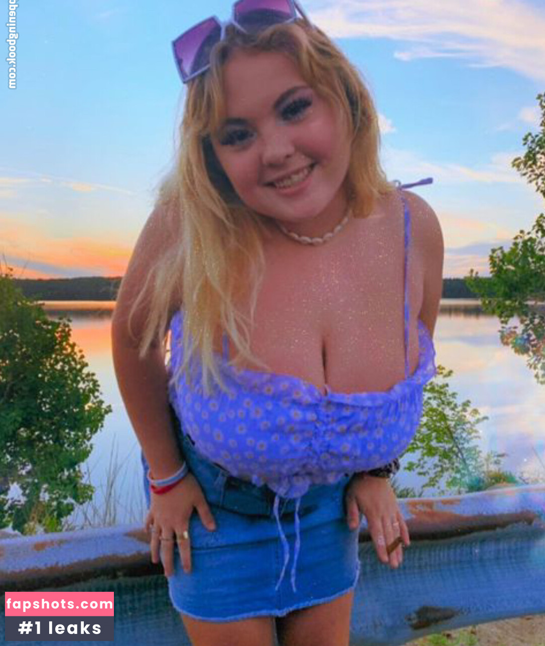 Amberly gallery photo #13