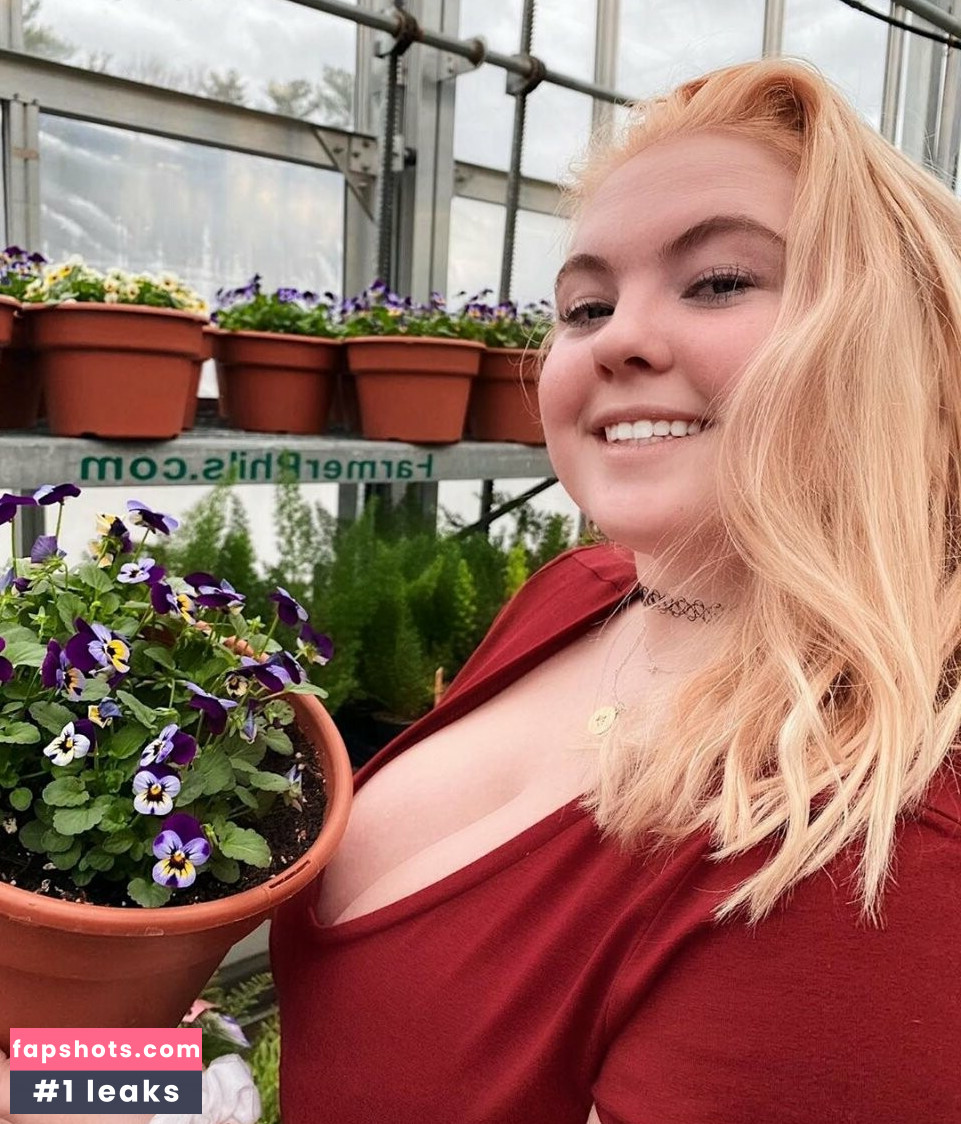 Amberly gallery photo #18