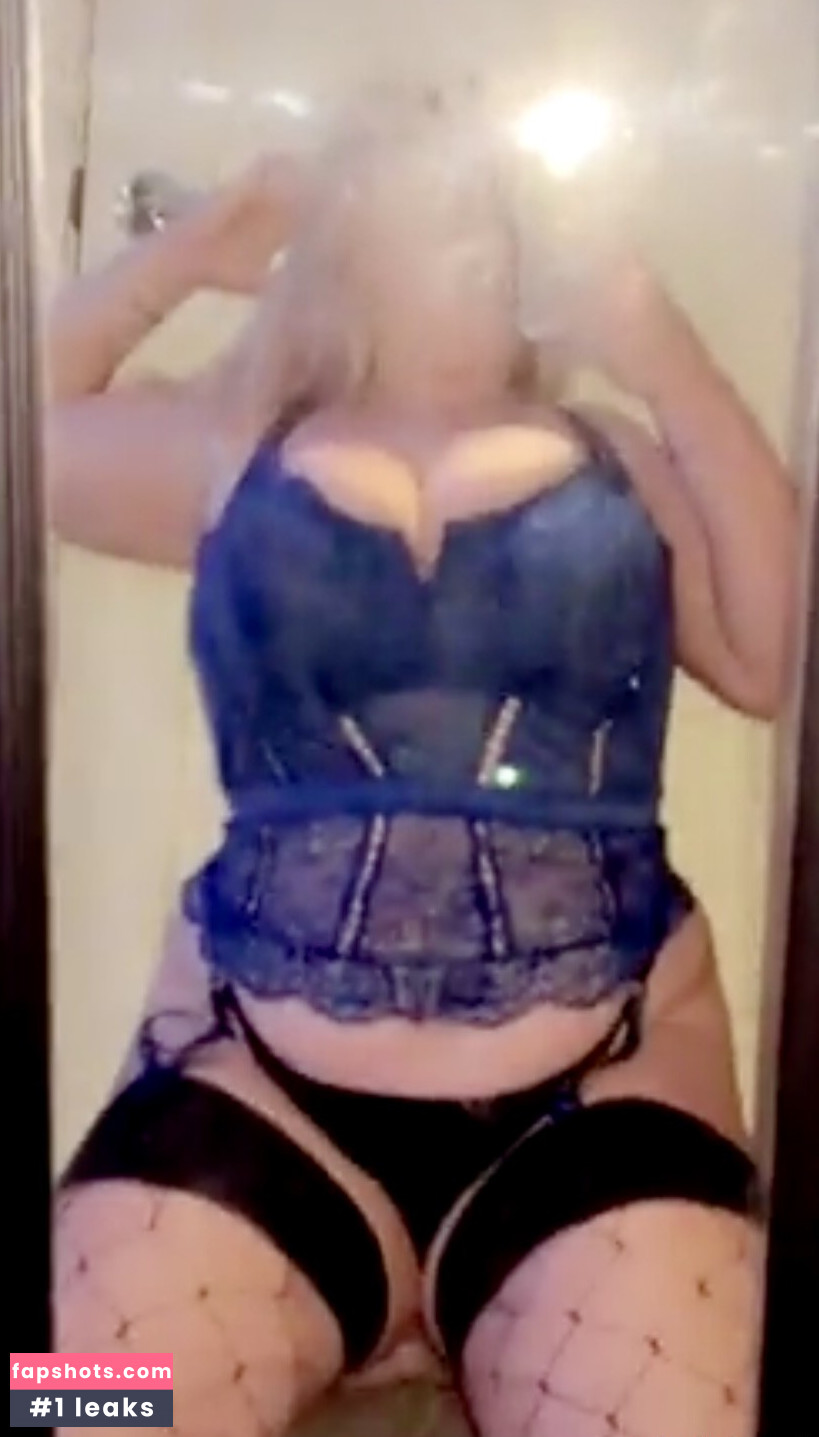 Amberly gallery photo #4