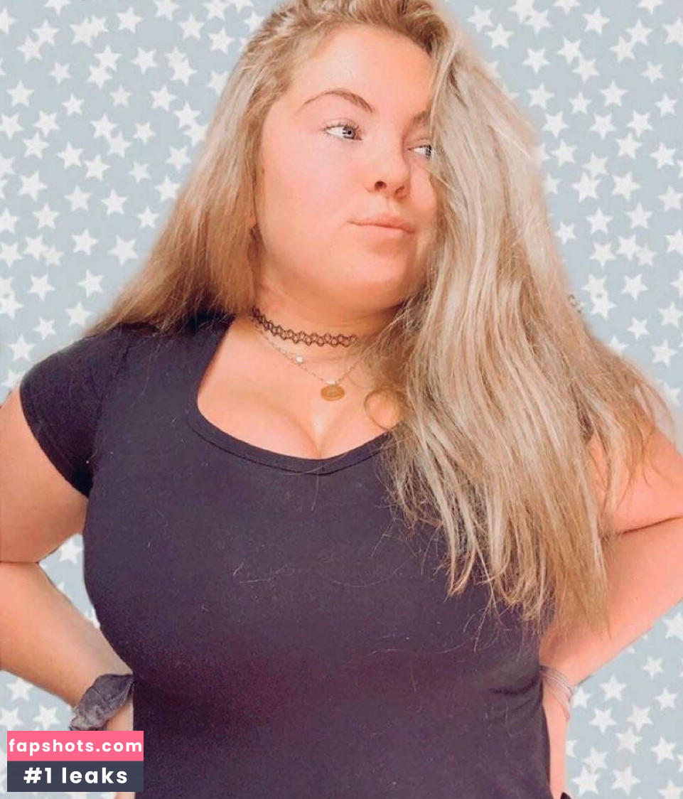 Amberly gallery photo #32