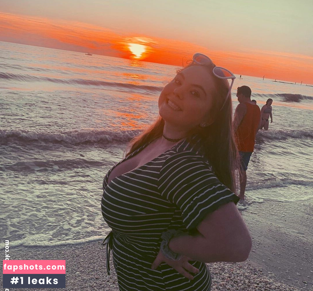 Amberly gallery photo #36