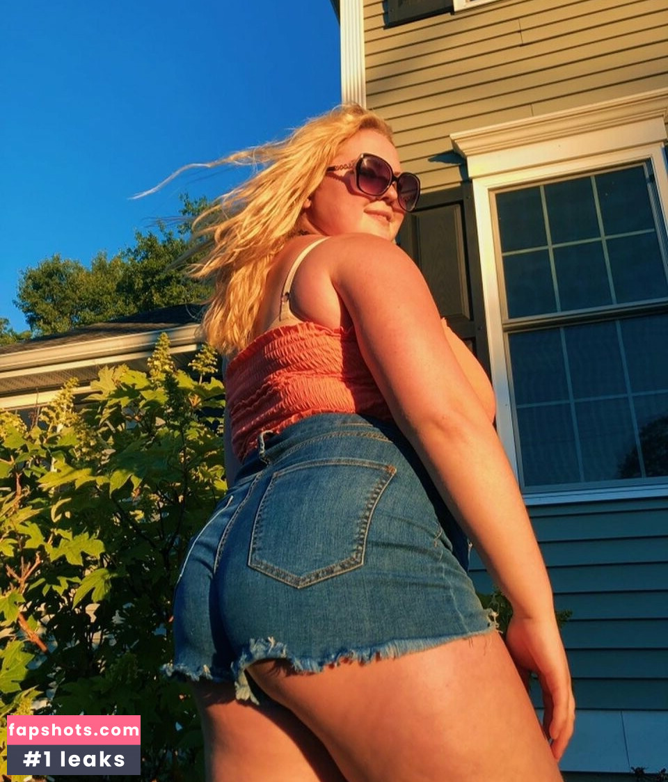 Amberly gallery photo #8