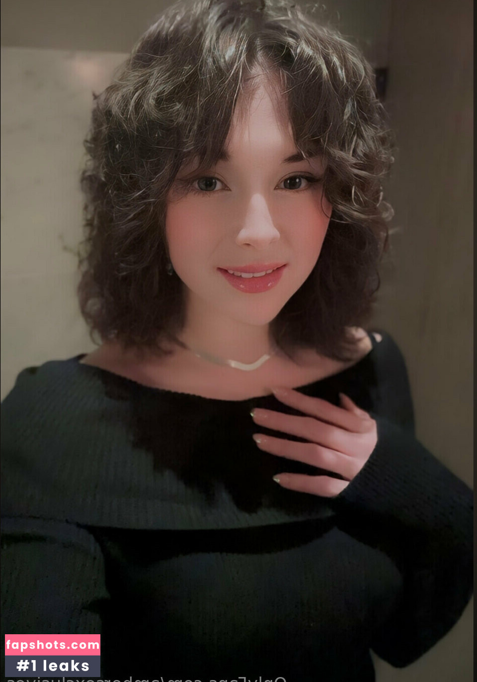 ambersexclusives gallery photo #3