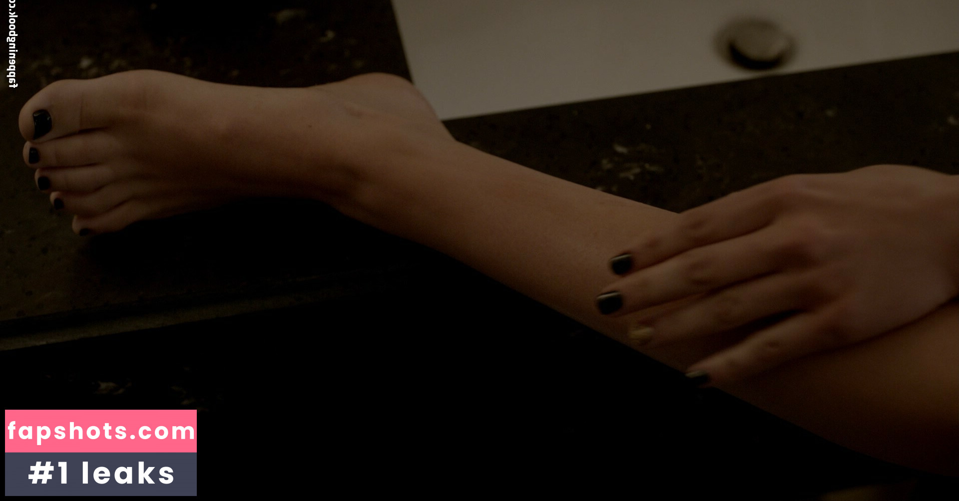 Ambyr Childers gallery photo #12