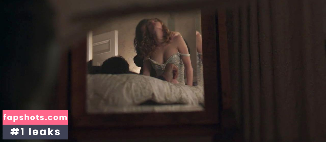 Ambyr Childers gallery photo #35