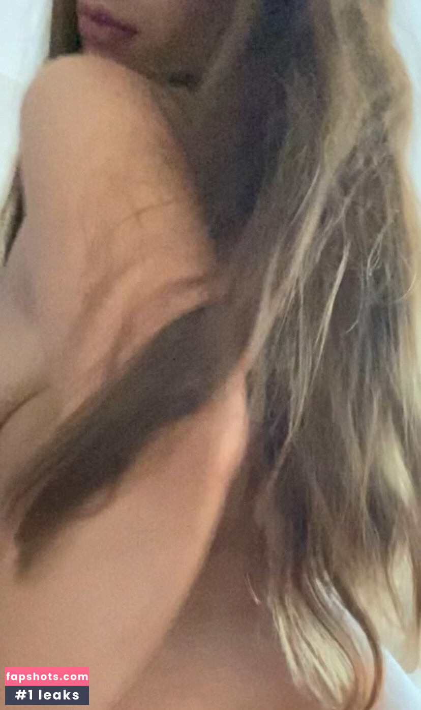 Ambzzzie Filtración Desnuda OnlyFans Foto #3 - Fapshots