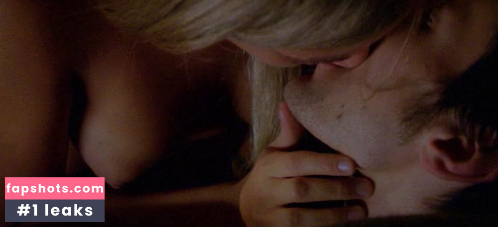 Amee Walden gallery photo #3