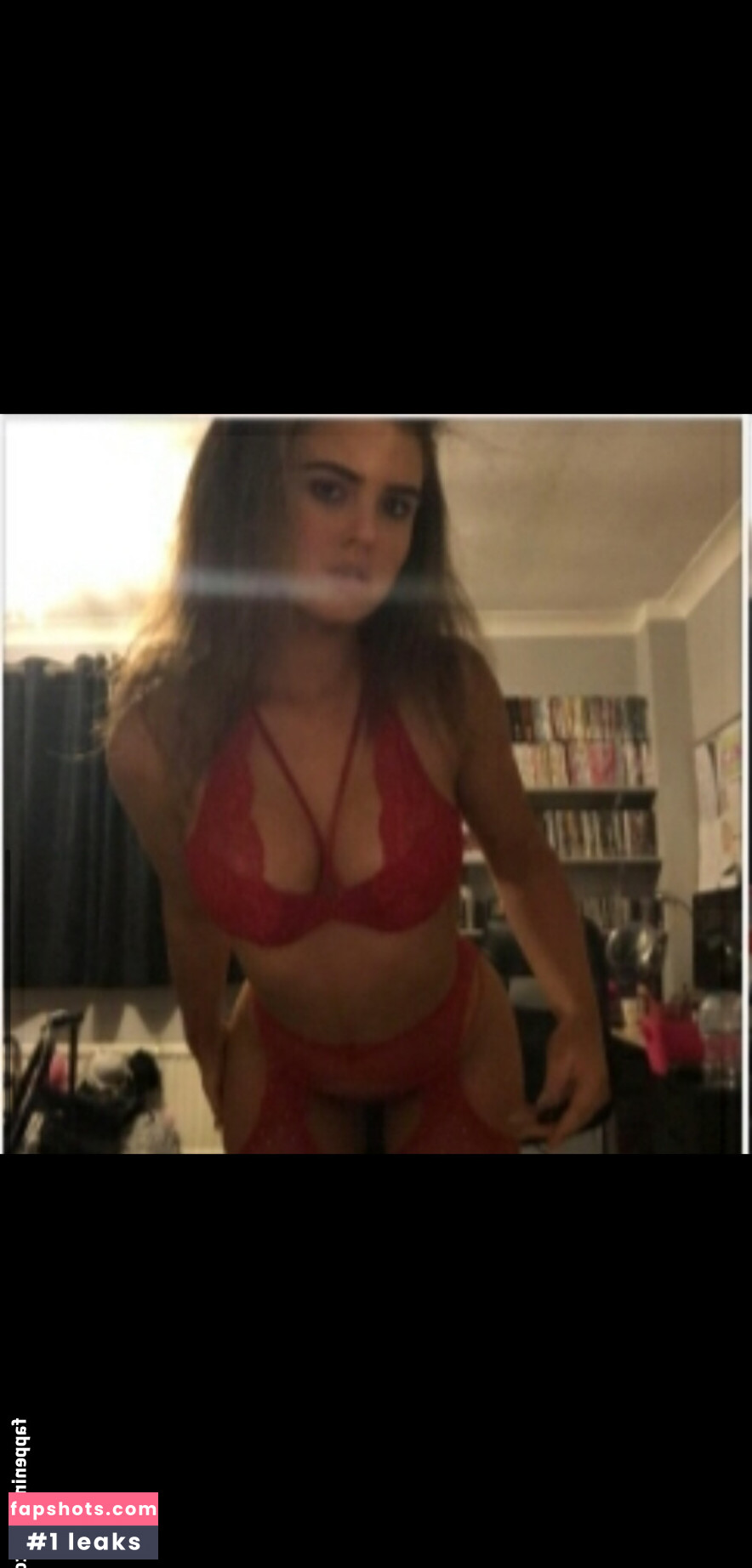 Amelia Bell gallery photo #26