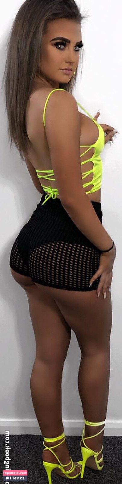 Amelia Bell gallery photo #4