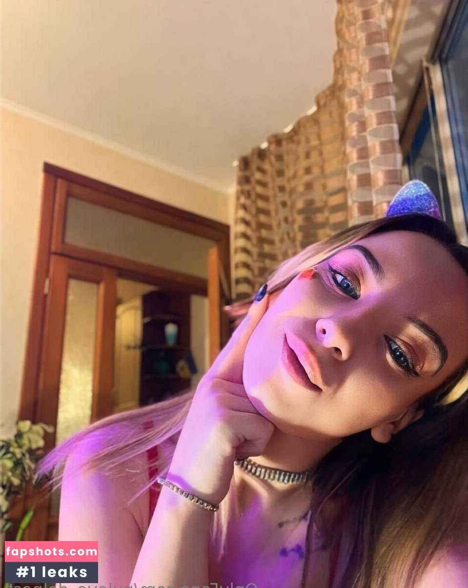 amelia.blisss gallery photo #4