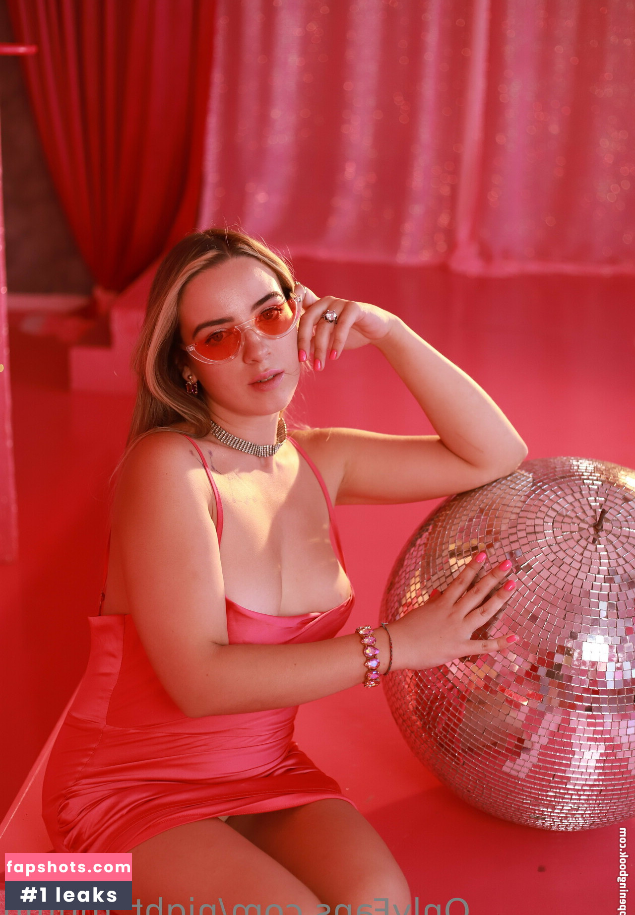 amelia.blisss gallery photo #9