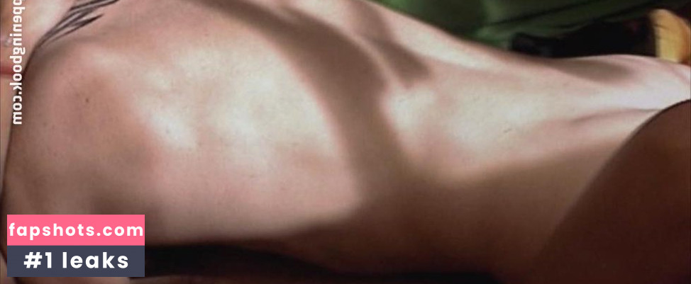 Amelia Curtis gallery photo #2