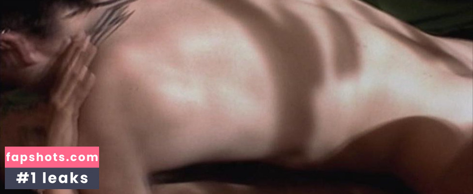 Amelia Curtis gallery photo #8