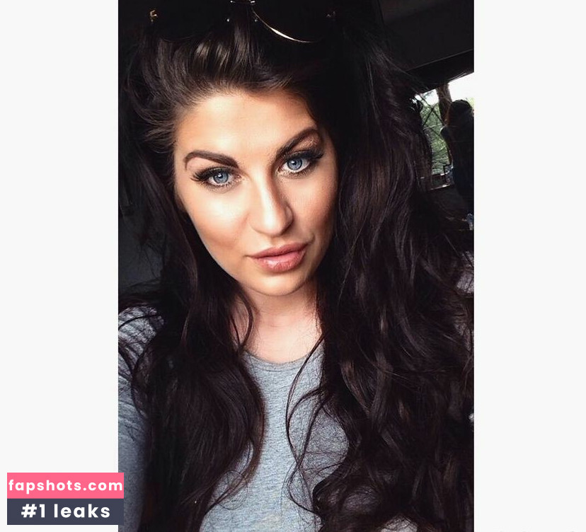 Amelia Dee Priday gallery photo #17