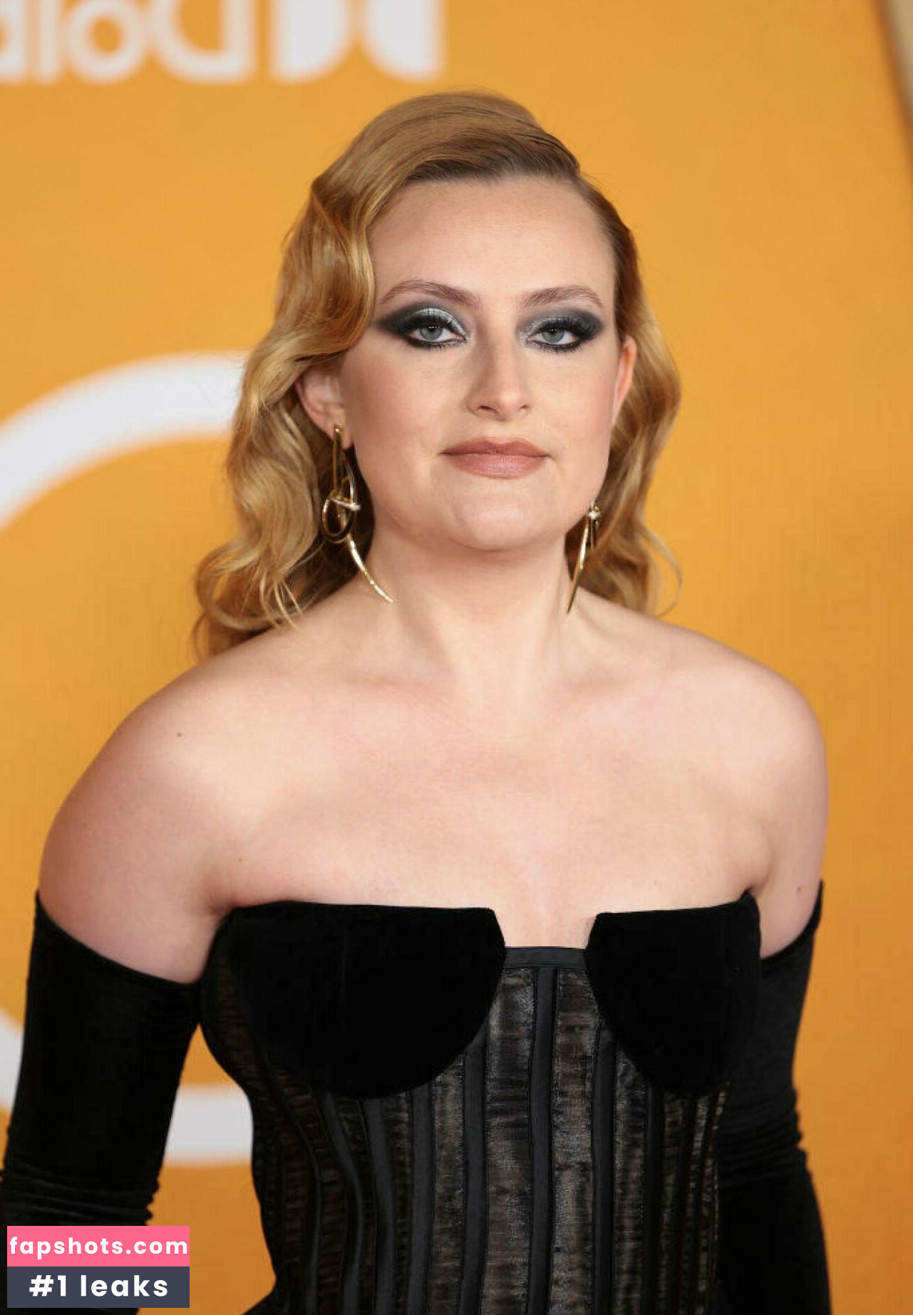 Amelia Dimoldenberg gallery photo #104