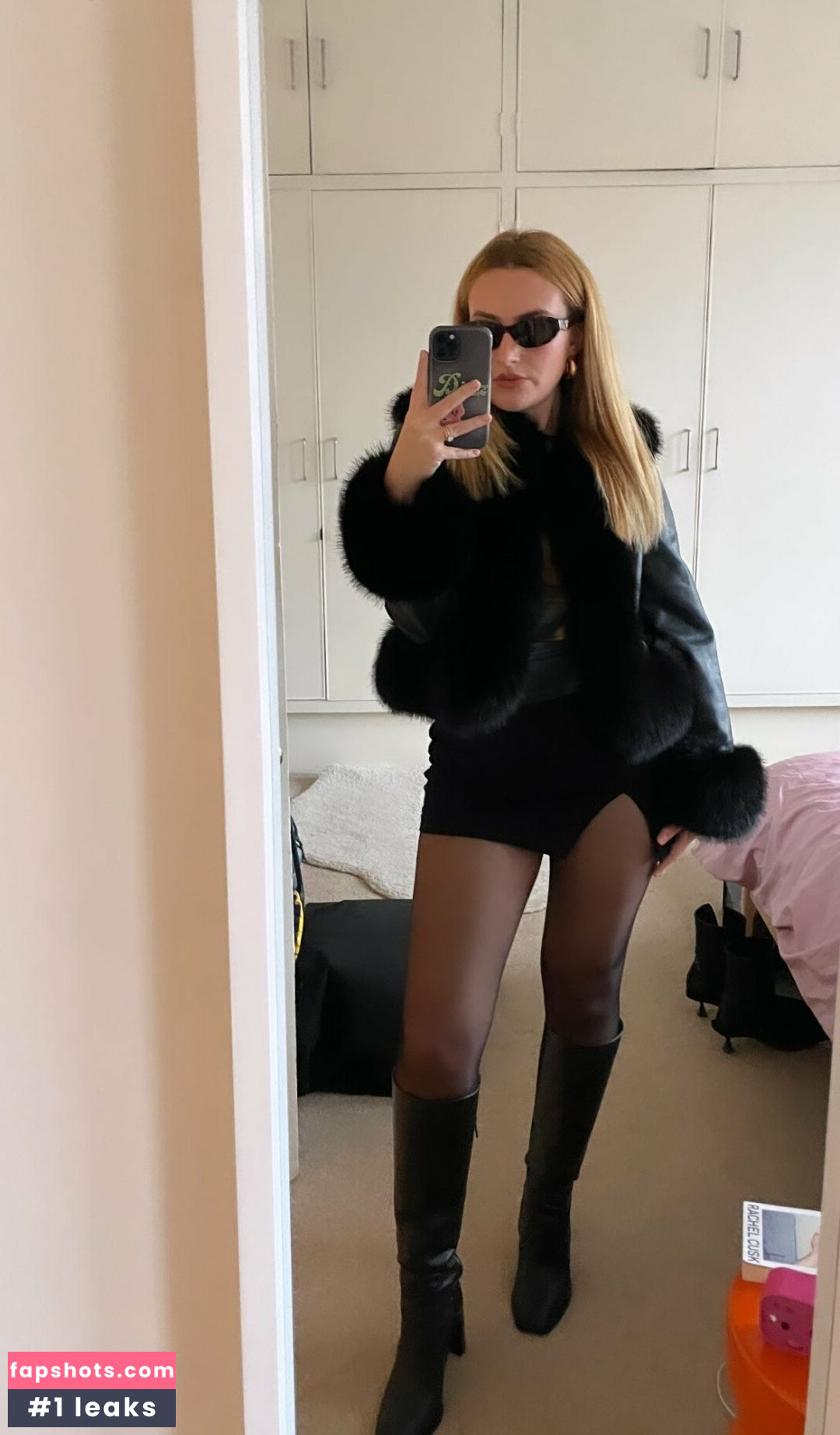 Amelia Dimoldenberg gallery photo #123