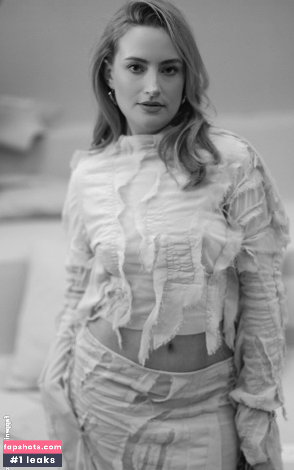 Amelia Dimoldenberg gallery photo #152