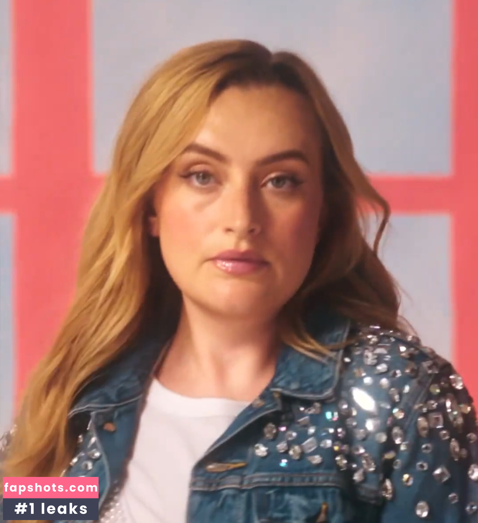 Amelia Dimoldenberg gallery photo #170