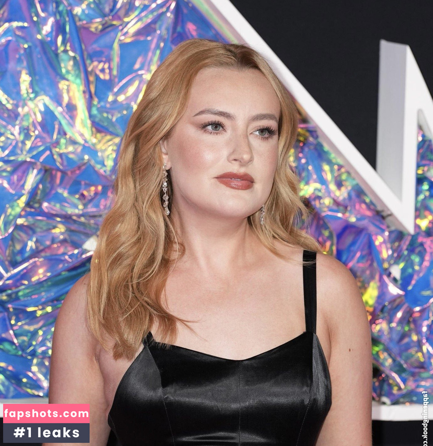 Amelia Dimoldenberg gallery photo #192