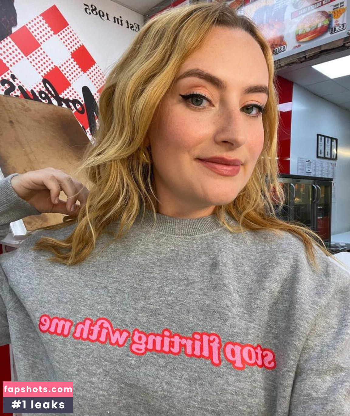 Amelia Dimoldenberg gallery photo #203