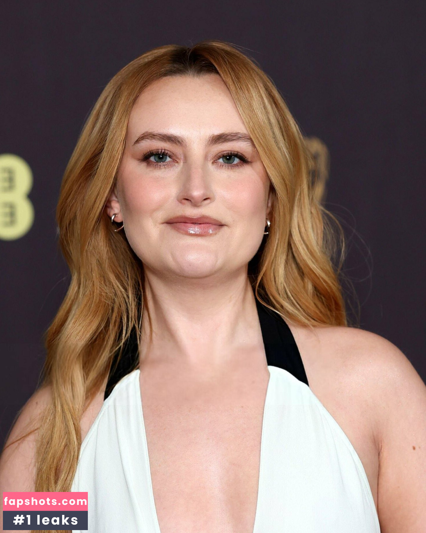 Amelia Dimoldenberg gallery photo #28