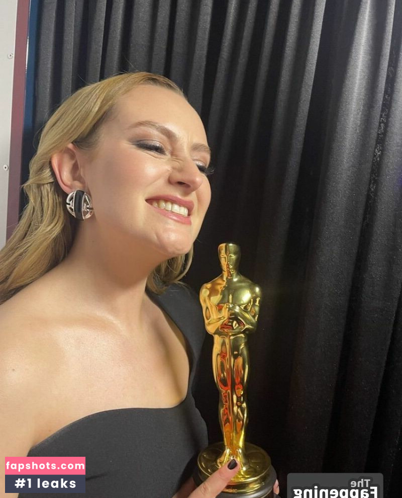 Amelia Dimoldenberg gallery photo #45