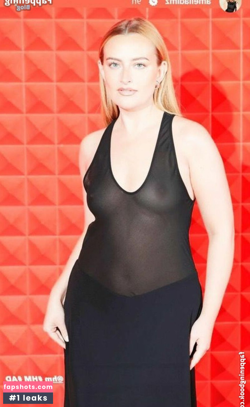 Amelia Dimoldenberg gallery photo #63