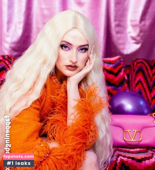 Amelia Dimoldenberg gallery photo #89