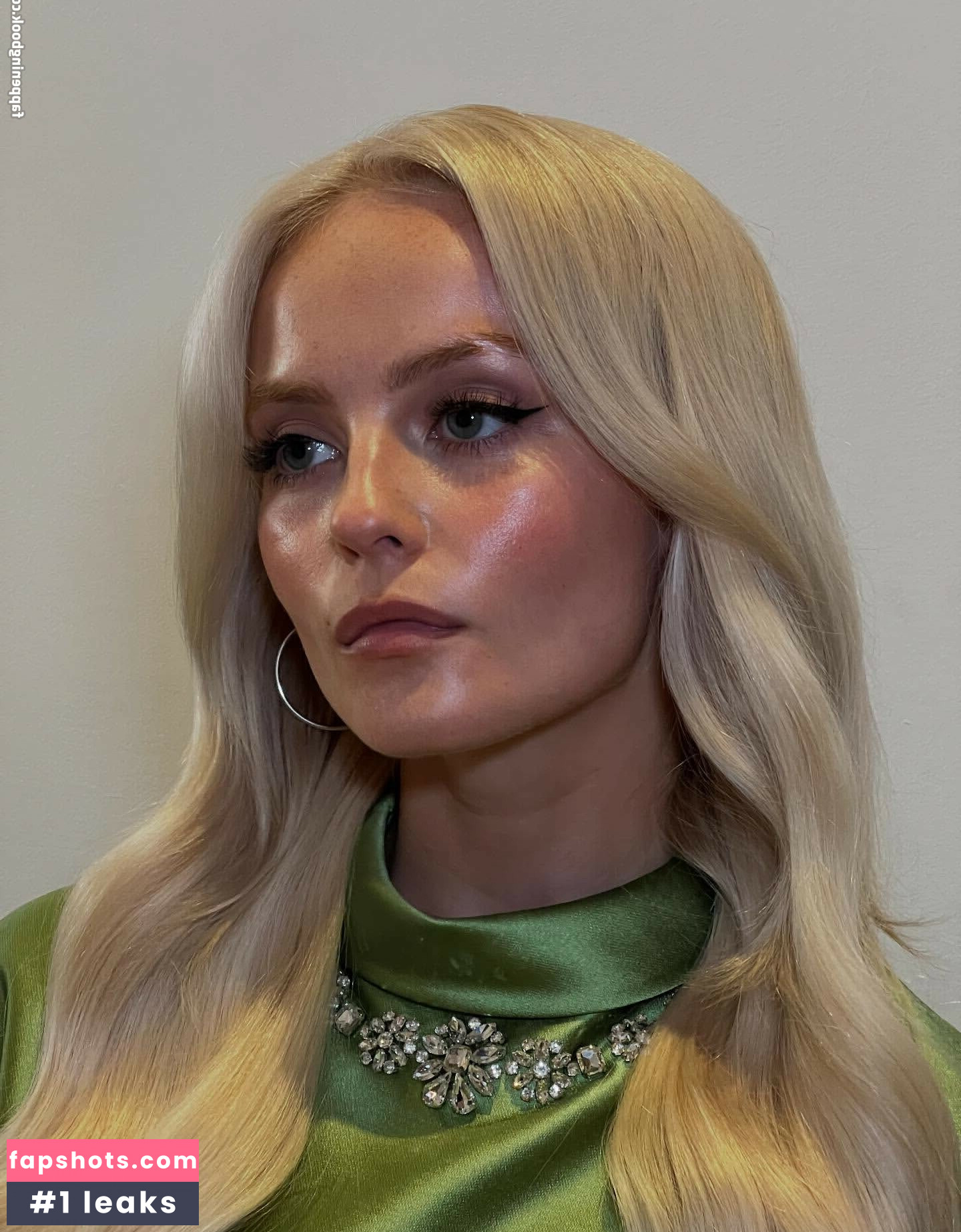 Amelia Eve Gibson gallery photo #5