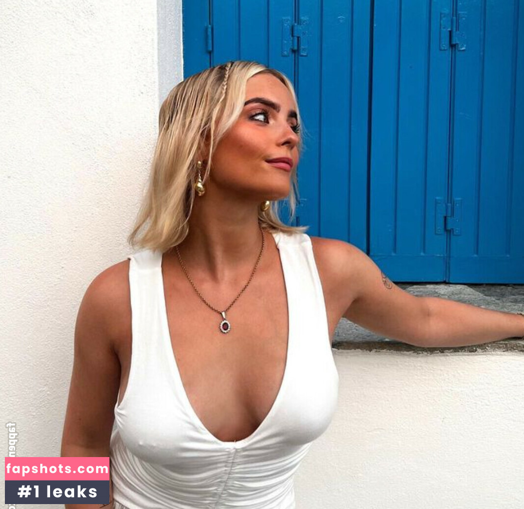 Amelia Eve Gibson gallery photo #67