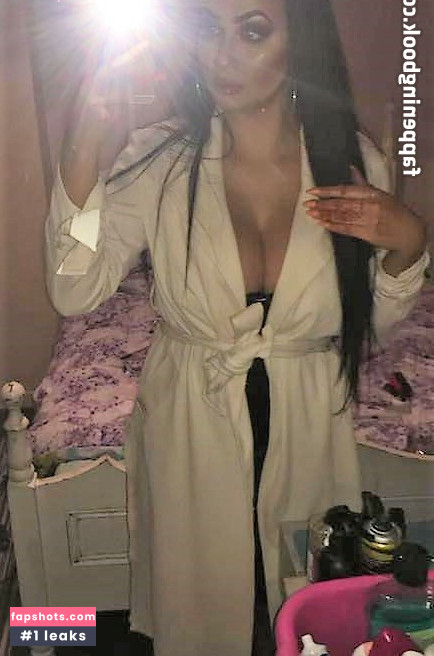 Amelia Janes nude babe gallery