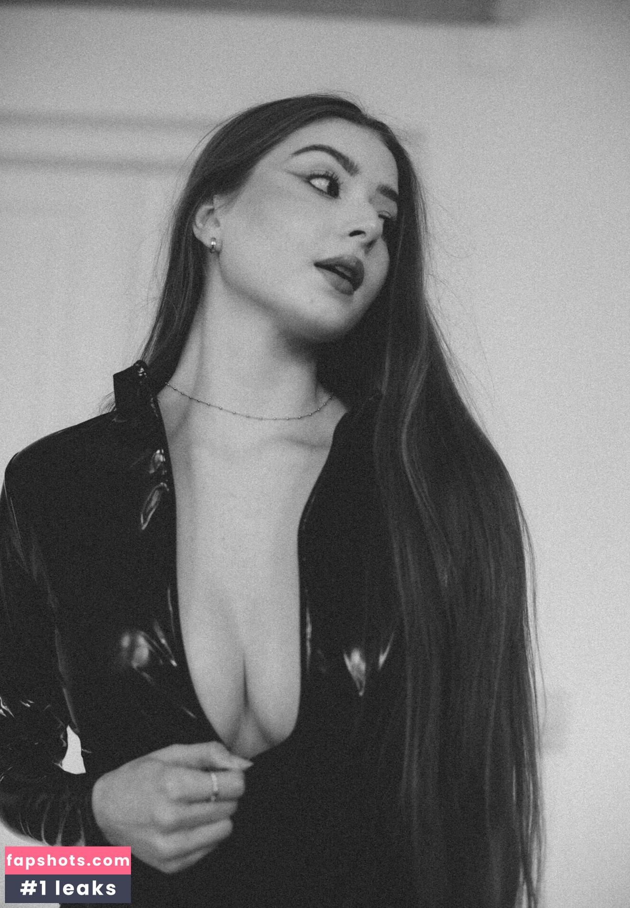 Amelia Korczak gallery photo #17