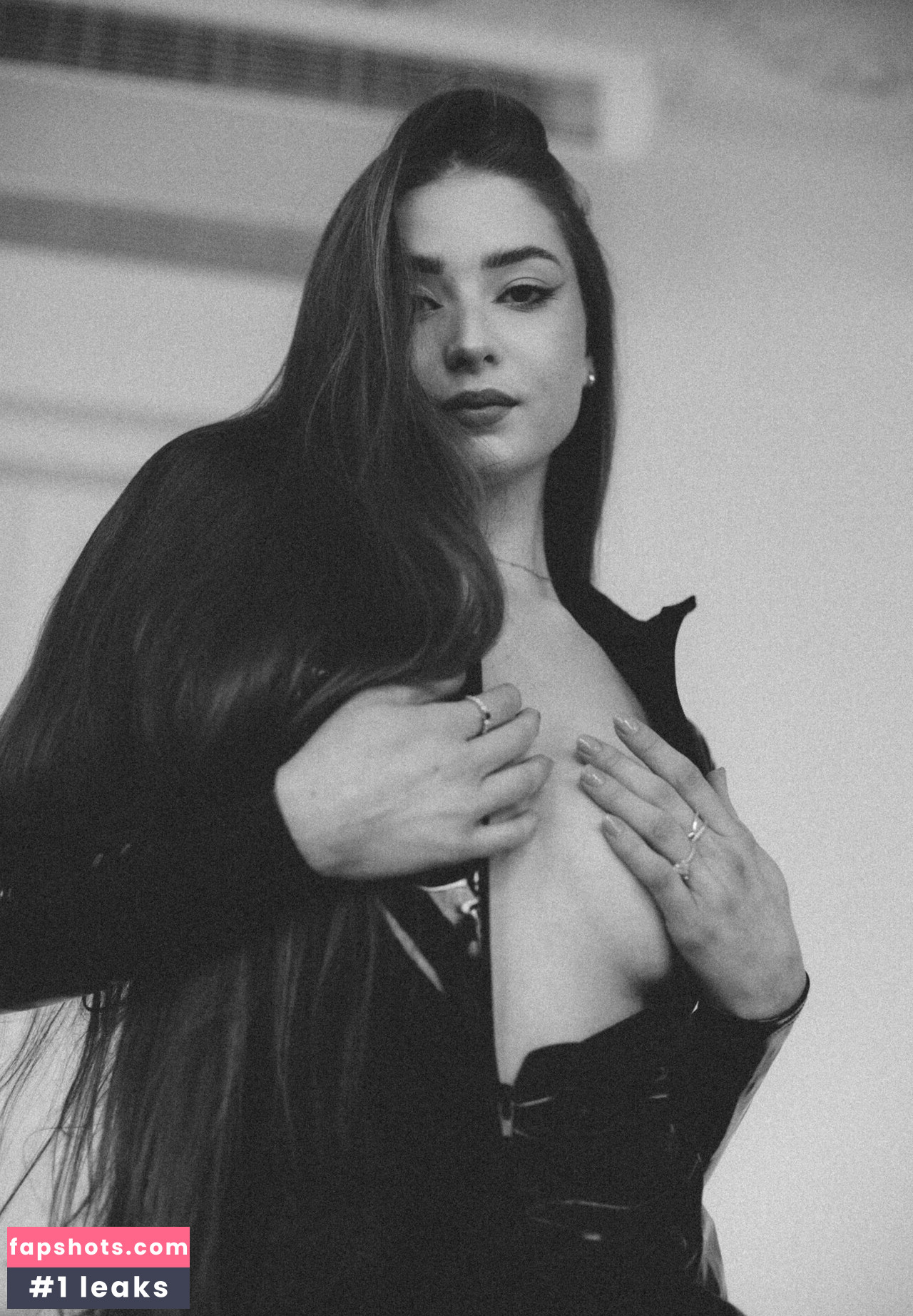 Amelia Korczak gallery photo #22