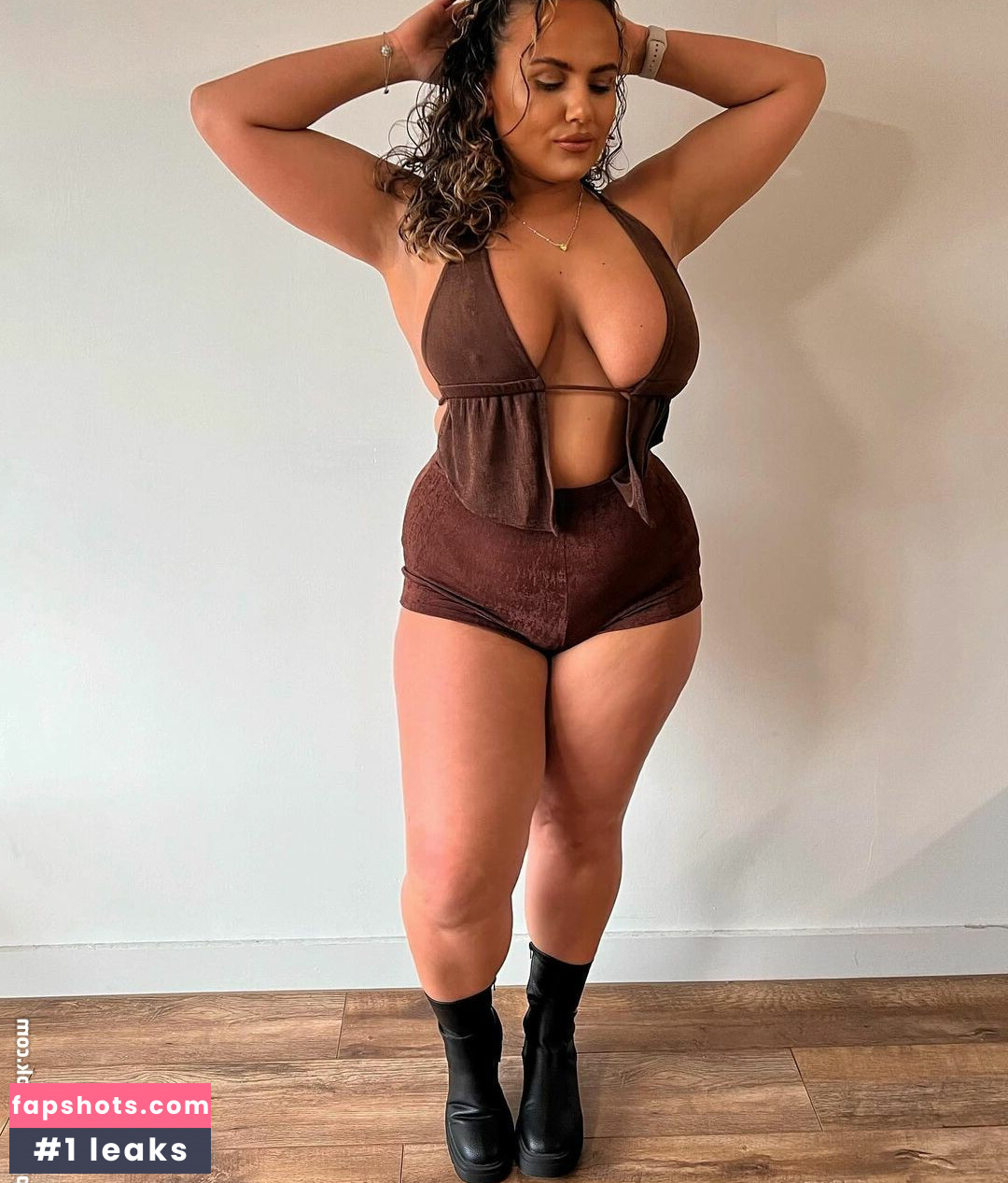 Amelia Rose-Martin gallery photo #6