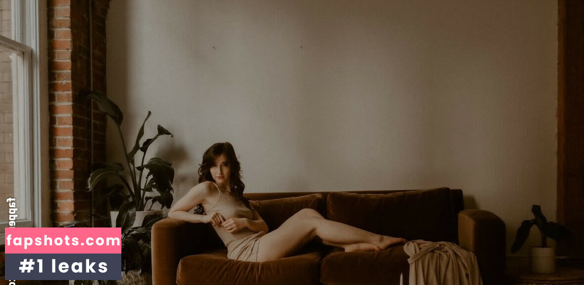 Amelia Samson gallery photo #27