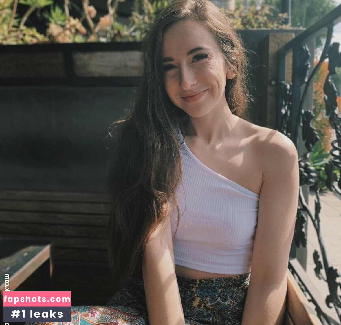 Amelia Samson gallery photo #5