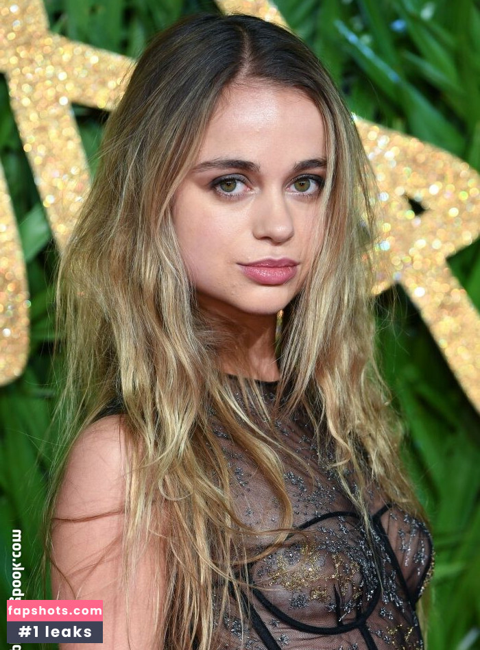 Amelia Windsor Nude Leaks OnlyFans Photos #15 - LeakJerk