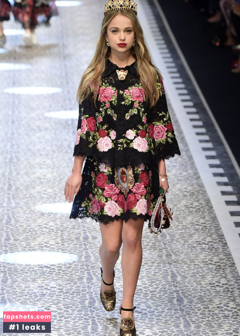 Amelia Windsor Nude Leaks OnlyFans Photos #37 - LeakJerk