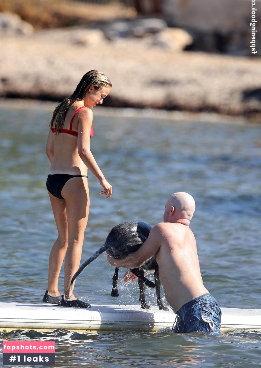 Amelia Windsor Nude Leaks OnlyFans Photos #52 - LeakJerk