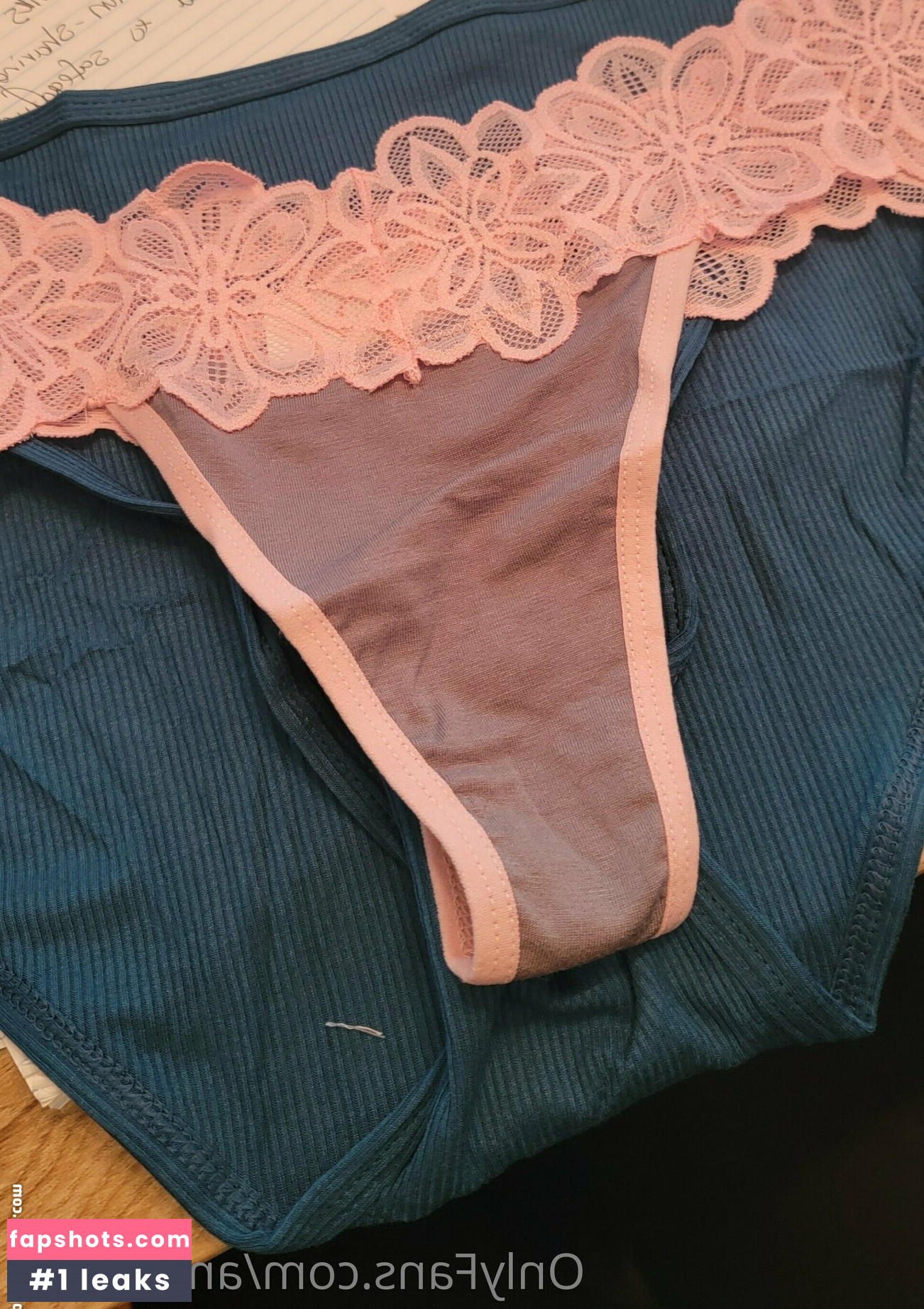 ameliab13 gallery photo #30