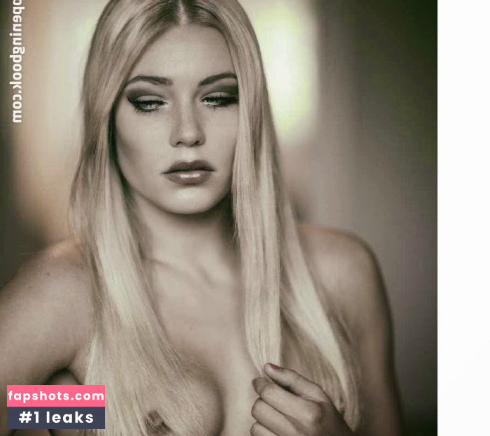 Amelie Klever nude babe gallery