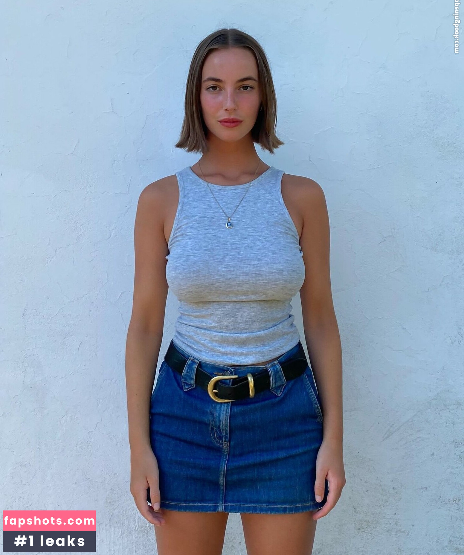 Amelie Manzoli gallery photo #122