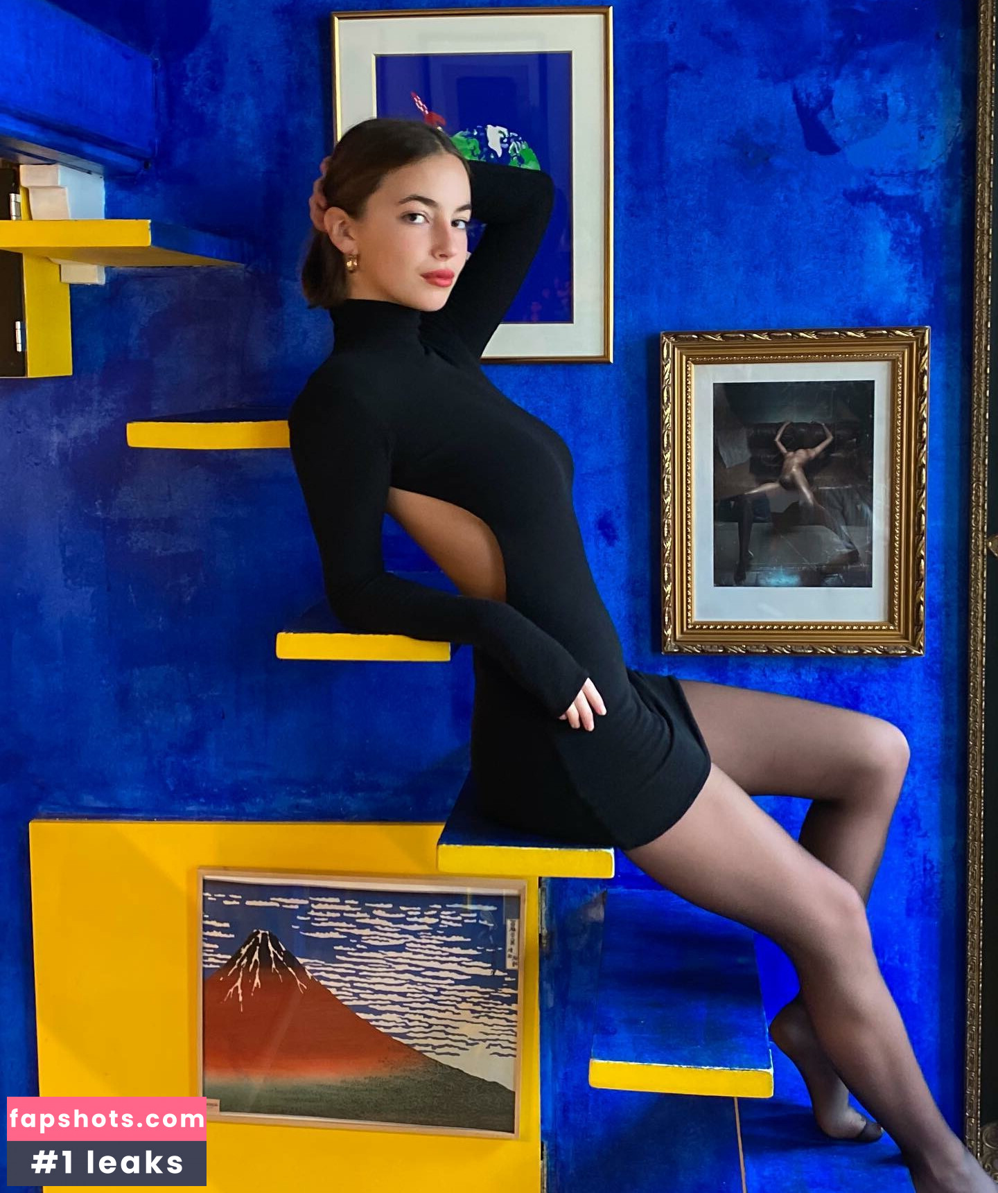 Amelie Manzoli gallery photo #125