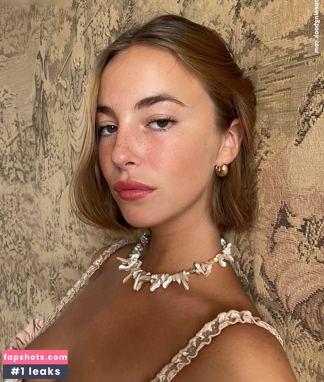 Amelie Manzoli gallery photo #15