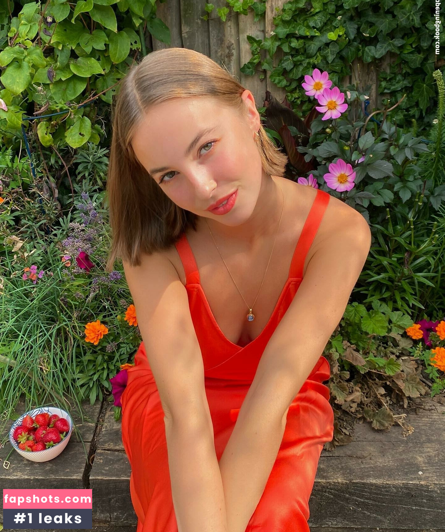 Amelie Manzoli gallery photo #153