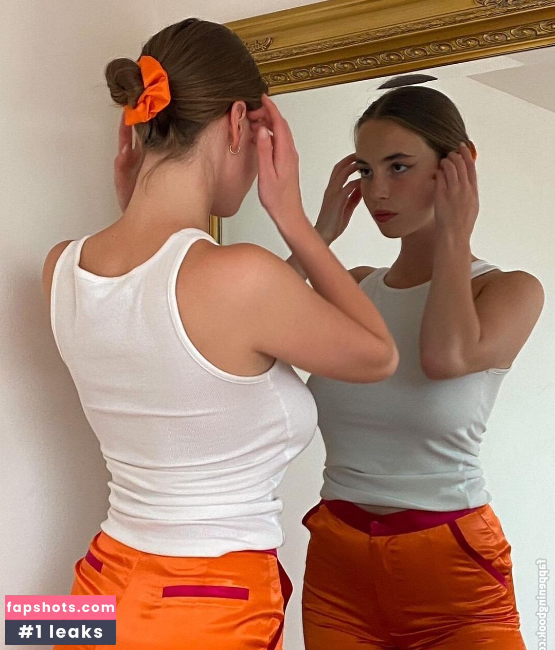 Amelie Manzoli gallery photo #24