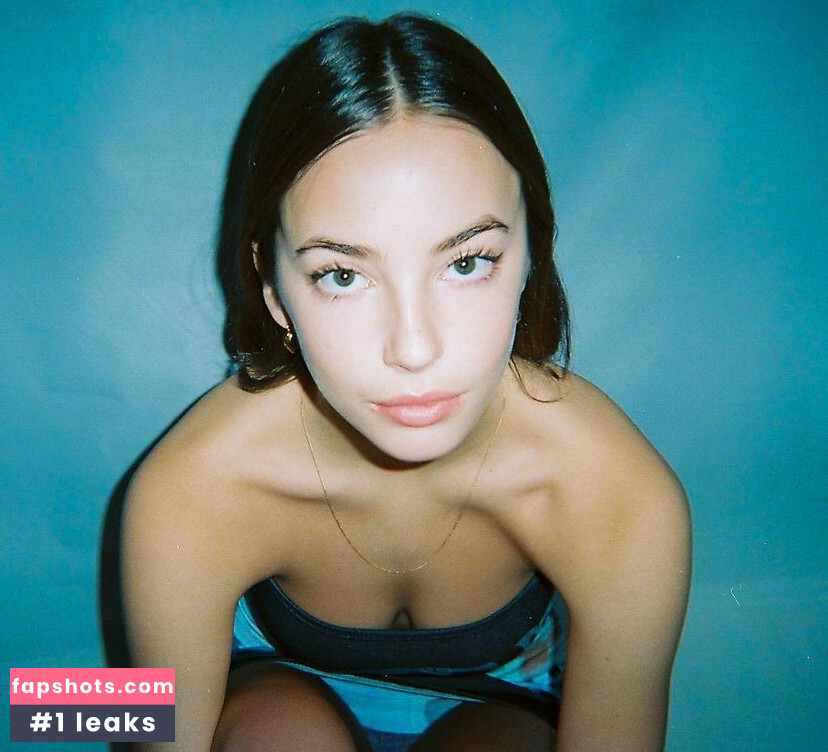 Amelie Manzoli gallery photo #63