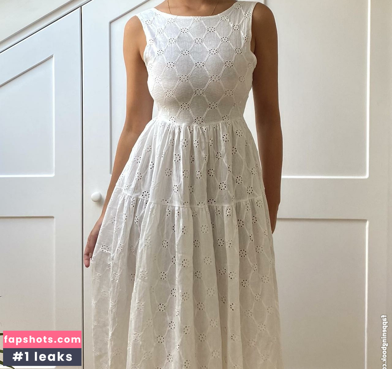 Amelie Manzoli gallery photo #83